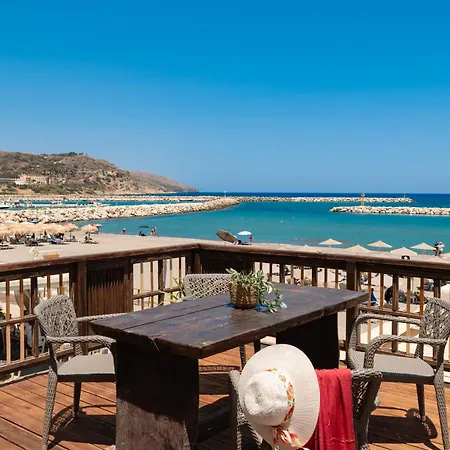Ekati Seaside Living Apartamento
